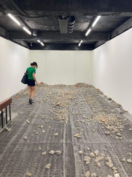 A Good-For-Nothing Haunted by Things-一個被事物糾纏的無用之人｜黃珮琪｜國藝會補助成果檔案庫